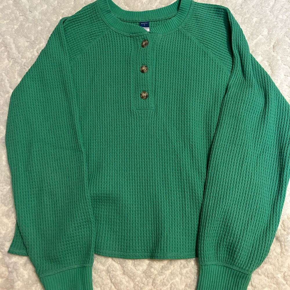 Old Navy Women’s Green Sweater